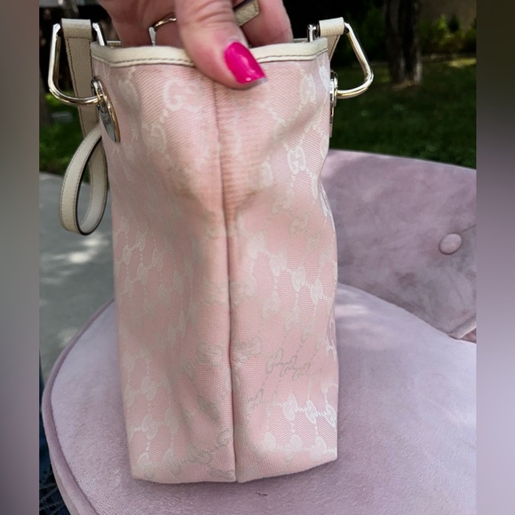 Gucci Pink and Cream Zip Tote - Picture 3 of 10
